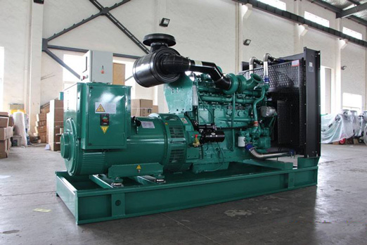 双柏320kw康明斯柴油发电车出租组图片 双柏320kw康明斯柴油发电车出租组图片